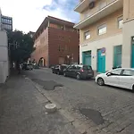 Holi-Rent Salmedina